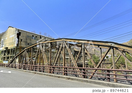 足尾銅山跡 渡良瀬川に本山駅遺跡と古河橋 足尾銅山跡 渡良瀬川に本山駅遺跡と古河橋 89744621