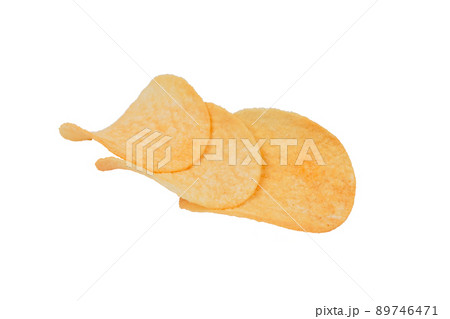 Three goldish deliciouse potato chips. Three goldish deliciouse potato chips. 89746471