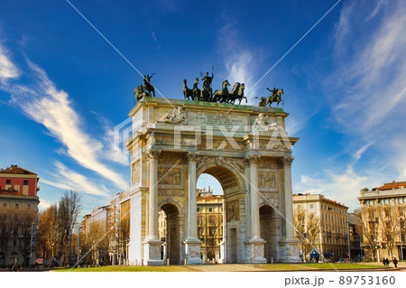 ミラノの平和の門 89753160