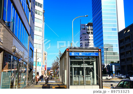 名古屋市、地下鉄丸の内駅の風景 89753325
