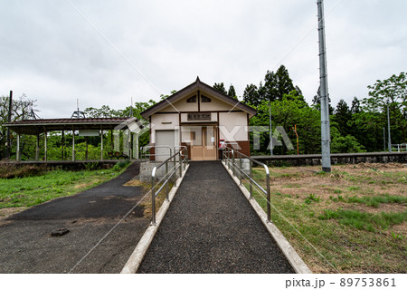 JR越後鹿渡駅（新潟県中魚沼郡津南町） 89753861