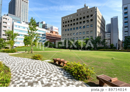 東京都中央区日本橋兜町の中央区立坂本町公園 89754014
