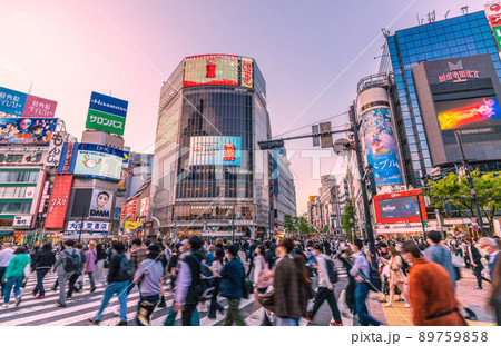 日本の東京都市景観 5月。3年ぶり、行動制限がないGWが終わったが…渋谷は脅威の人流=5月11日 日本の東京都市景観 5月。3年ぶり、行動制限がないGWが終わったが…渋谷は脅威の人流=5月11日 89759858