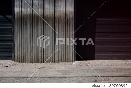 Garage Background. 89760392