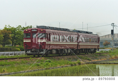 城端線　高岡ー二塚　JR西日本　キハ58-1113＋キハ28（富山） 89760808