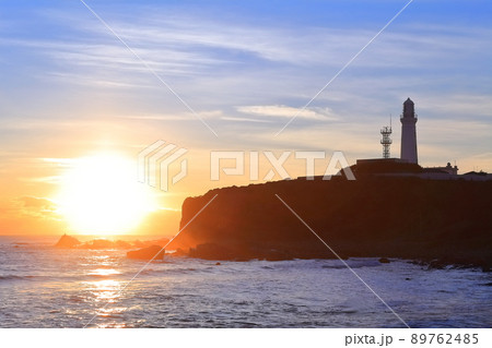 【千葉県】犬吠埼灯台と初日の出 89762485
