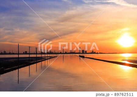 【千葉県】江川海岸の夕景 89762511