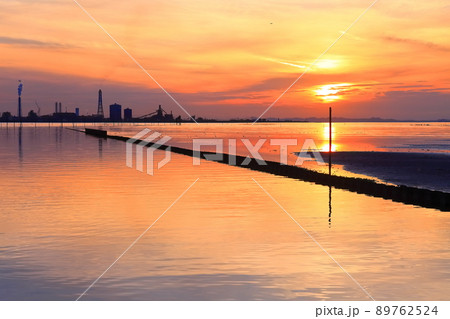 【千葉県】江川海岸の夕景 【千葉県】江川海岸の夕景 89762524