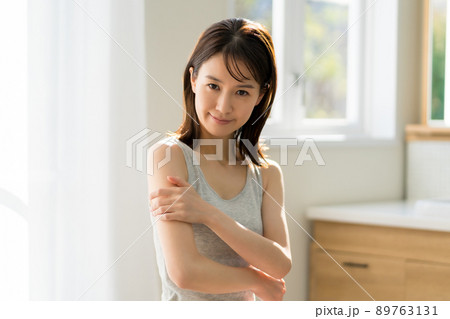 Cosmetically 89763131