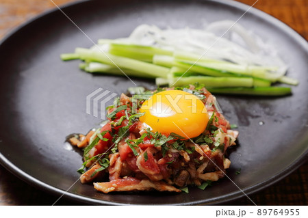 ラム肉のユッケ 89764955