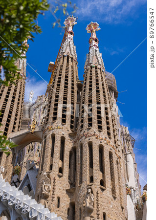 Barcelona, Spain - September 20, 2021: The Basilika de la sagrada familia also known as the Sagrada Famlilia, is a large unfinished Roman Catholic minor basilica. Designed by the architect Antoni Gaud 89766547