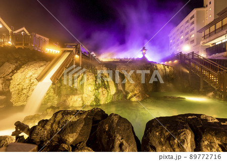 湯畑のライトアップ 89772716