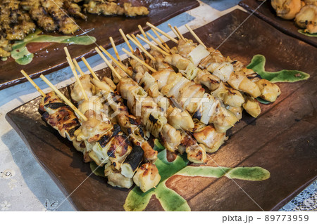 焼き鳥　串焼き　縁日　露店 89773959