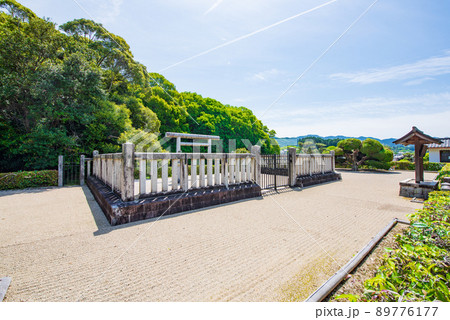 奈良県明日香村の欽明天皇陵 89776177