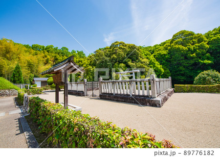 奈良県明日香村　第二十九代欽明天皇　檜隈坂合陵 89776182