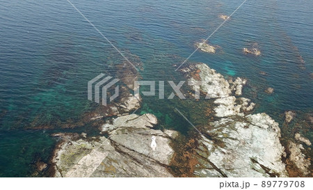 新潟　佐渡　佐渡長手岬灯台（ドローン空撮） 89779708