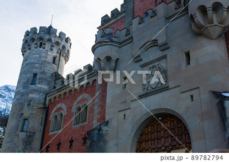 ドイツ　ノイシュヴァンシュタイン城の本城 89782794