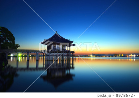 浮御堂の夜明け 89786727
