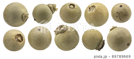 Green peppercorns isolated on white background, full depth of field 89789669