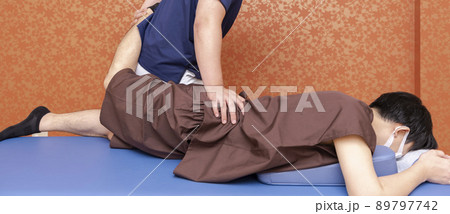 整体師による施術 整体師による施術 89797742