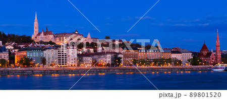 Matthias Church and Fisherman Bastion in nungarian light Matthias Church and Fisherman Bastion in nungarian light 89801520