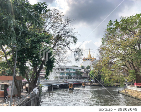 Golden mount (mountain) and Khlong Saen Saep canel in Bangkok Thailand. 89803049