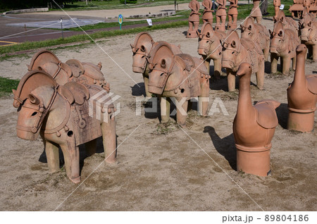 今城塚古墳の埴輪列 89804186