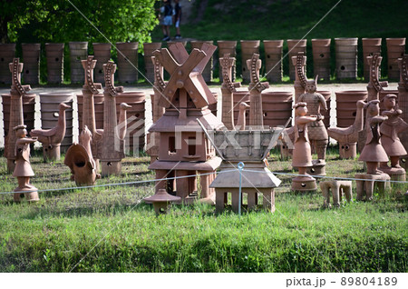 今城塚古墳の埴輪列 今城塚古墳の埴輪列 89804189