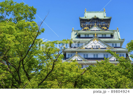 大阪城 西の丸庭園から望む(2022年初夏 新緑の季節) 大阪城 西の丸庭園から望む(2022年初夏 新緑の季節) 89804924