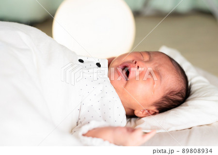 夜泣き 赤ちゃん 夜泣き 赤ちゃん 89808934