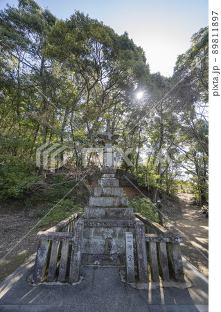 寂光院境内の石塔 寂光院境内の石塔 89811897