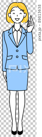 よいアイデアを思いついて指をさし喜んでいるスーツ姿の可愛い女性 全身 立ち姿 イラスト ベクター 89813638