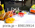 屋台でつくられるストーンアイス 89819914