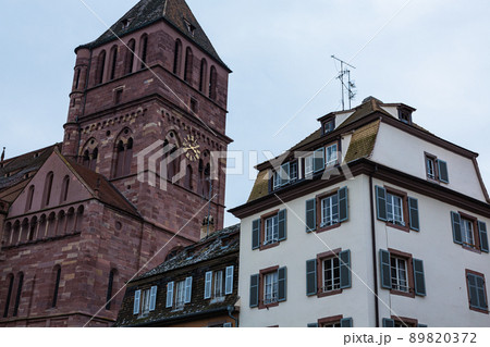 フランス ストラスブールの旧市街の街並み. フランス ストラスブールの旧市街の街並み. 89820372