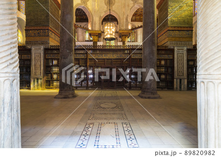 Interior view of the mausoleum of Sultan Qalawun, part of Sultan Qalawun Complex located in Al Moez Street, Cairo, Egypt Interior view of the mausoleum of Sultan Qalawun, part of Sultan Qalawun Complex located in Al Moez Street, Cairo, Egypt 89820982