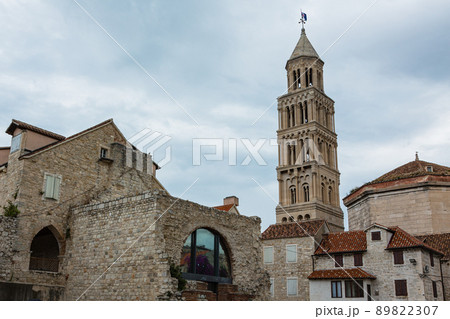 クロアチア スプリットの旧市街の聖ドムニウス大聖堂 クロアチア スプリットの旧市街の聖ドムニウス大聖堂 89822307