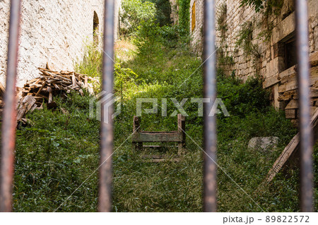 クロアチア シベニクの旧市街の風景 クロアチア シベニクの旧市街の風景 89822572