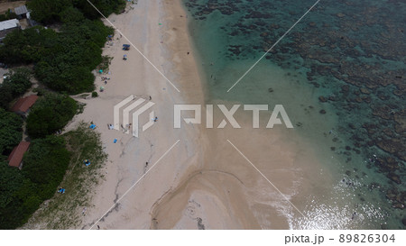 【空撮】石垣島 米原ビーチ 89826304