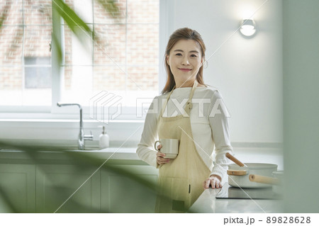 コーヒー 料理 主婦 89828628