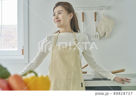料理 主婦 キッチン 89828737