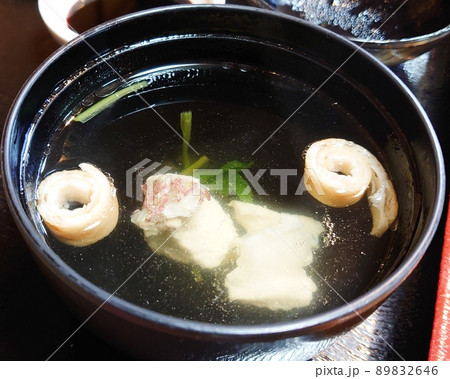 鯛のお吸い物 89832646