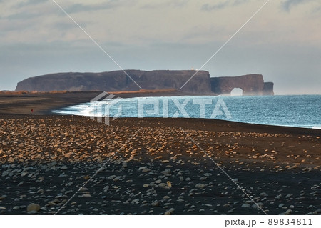 Iceland landscape black sand beach in Dyrholaey in twilight Iceland landscape black sand beach in Dyrholaey in twilight 89834811
