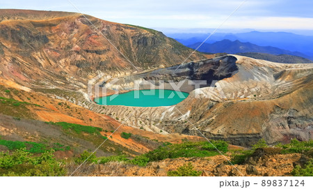 【宮城県】蔵王の御釜(五色沼) 【宮城県】蔵王の御釜(五色沼) 89837124