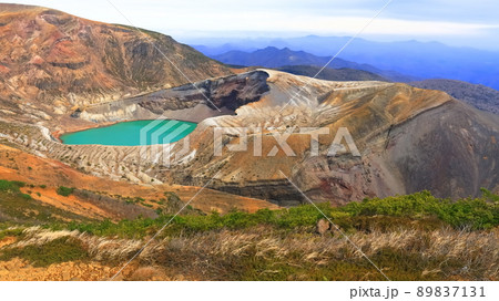 【宮城県】蔵王の御釜（五色沼） 89837131