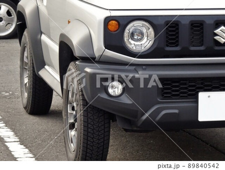 自動車イメージ スズキ3代目ジムニーシエラのフロントマスク 自動車イメージ スズキ3代目ジムニーシエラのフロントマスク 89840542