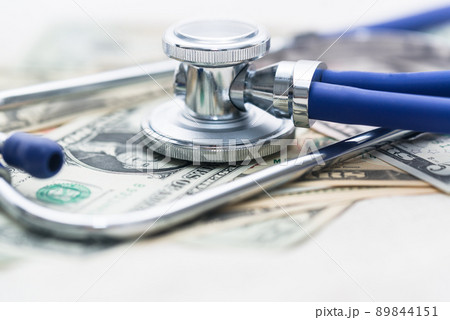 聴診器 ＄ ドル 89844151