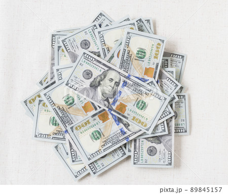 現金 キャッシュ 金銭 89845157