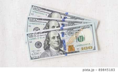現金 キャッシュ 金銭 89845183