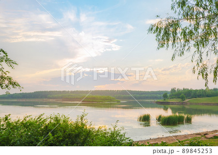 Lilac Lake in Yuhong District