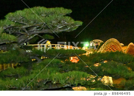 岩国市錦帯橋と槍倒し松 89846495